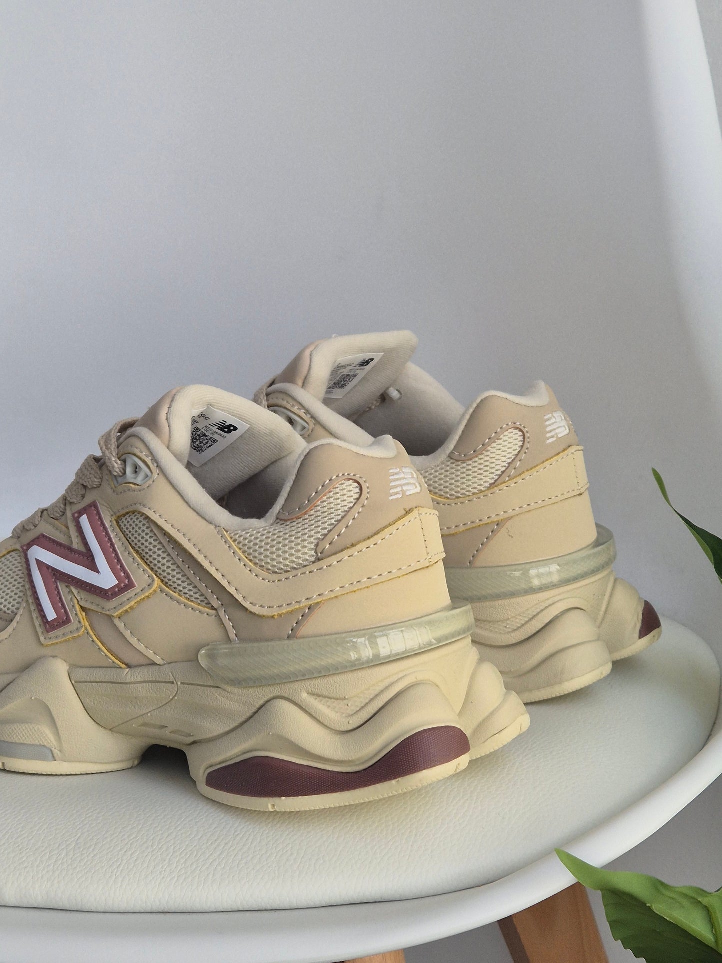 New balance 9060 timberwolf bone