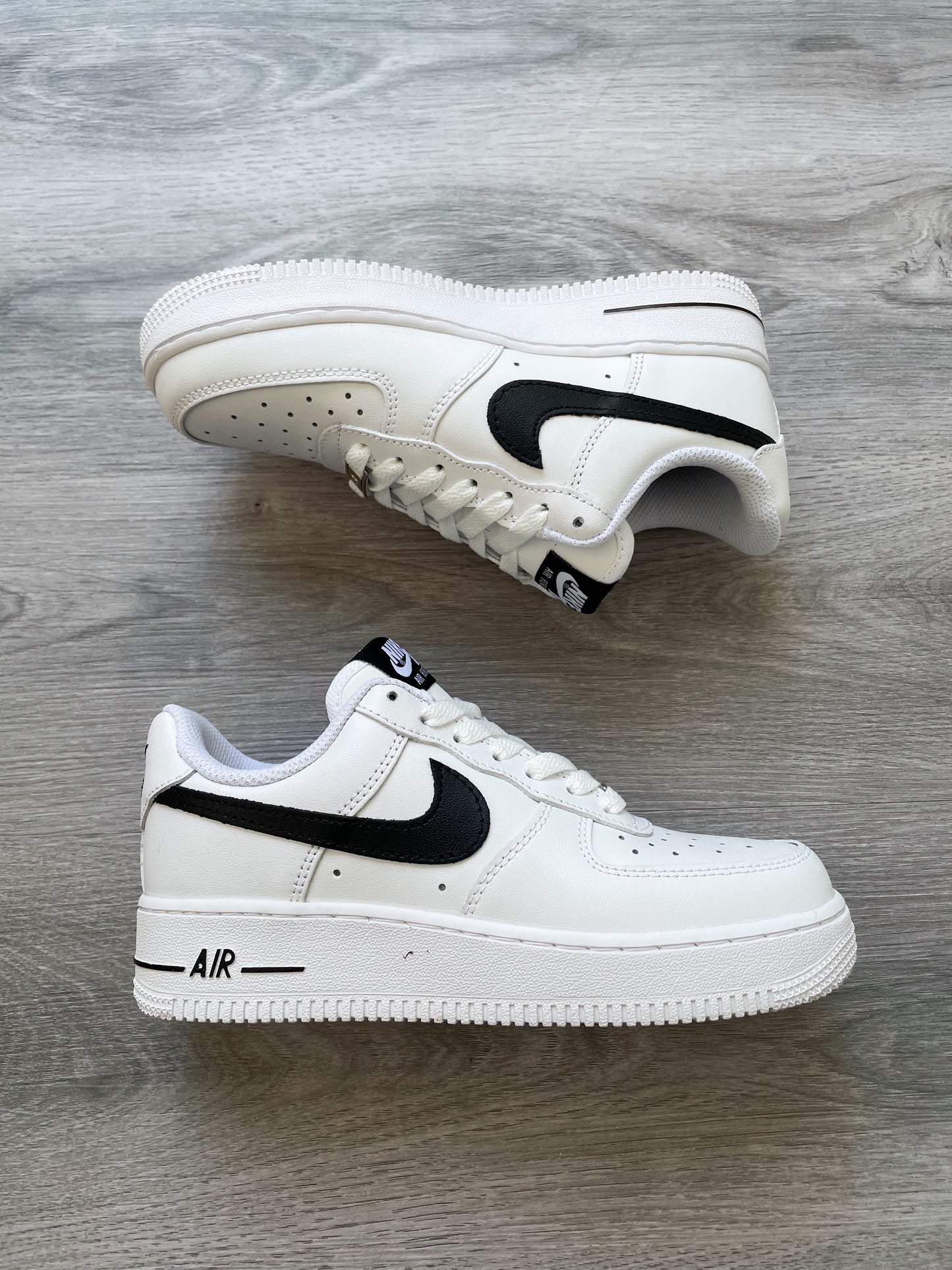 W AIR FORCE 1 ‘07 LX BLACK