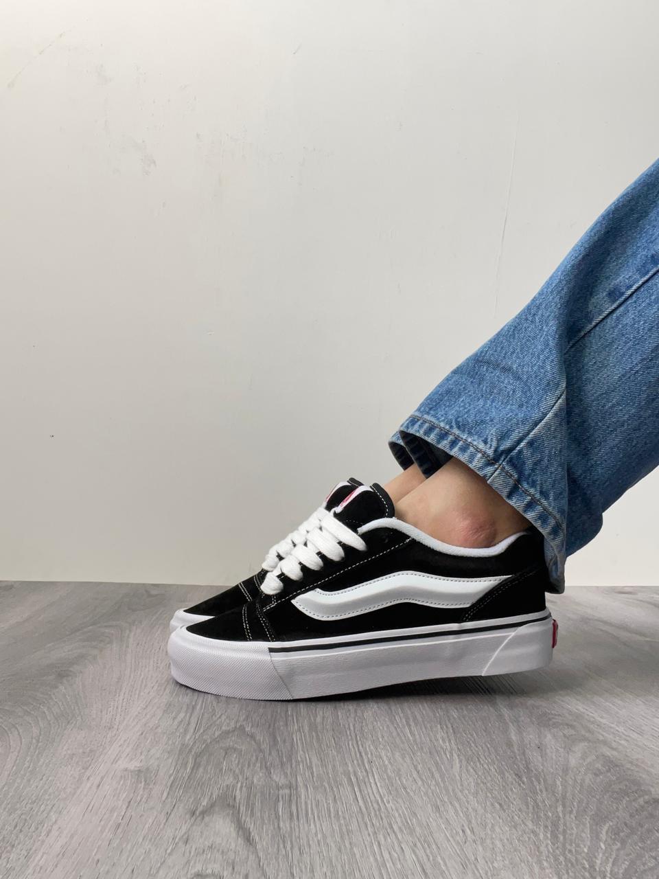 Vans Knu-Skool v3 Clásico