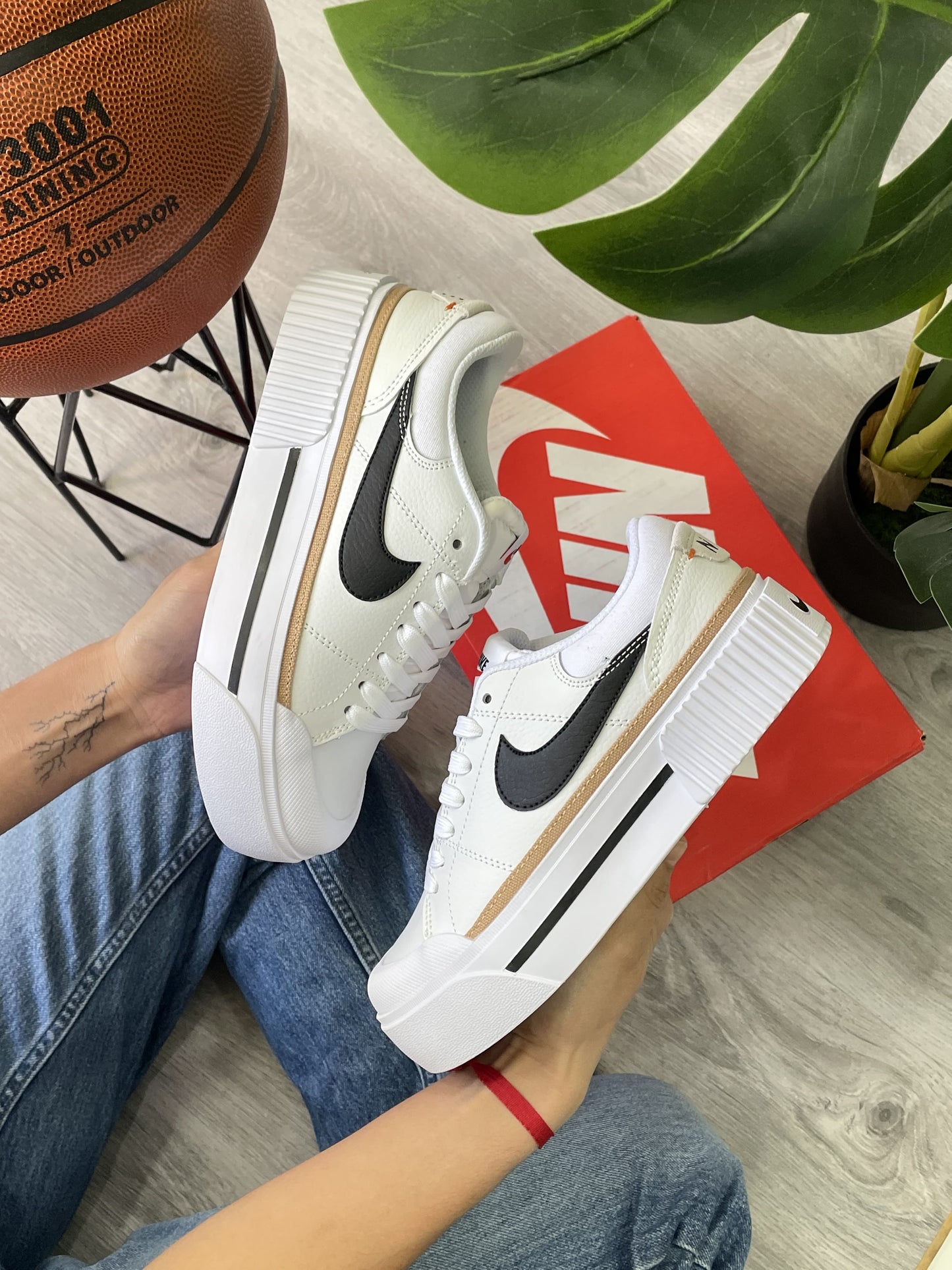 Nike Court Legancy Lifts
