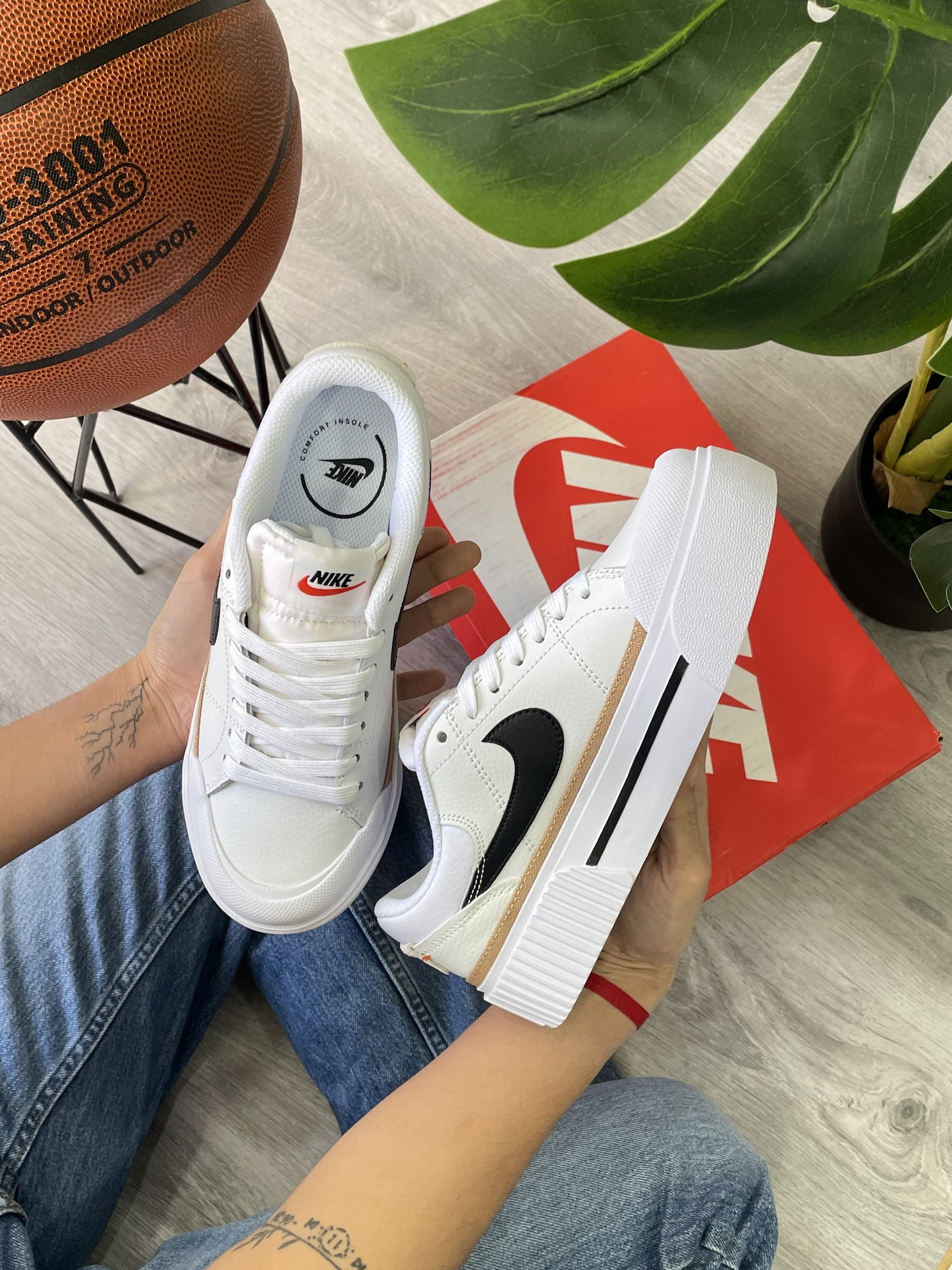 Nike Court Legancy Lifts