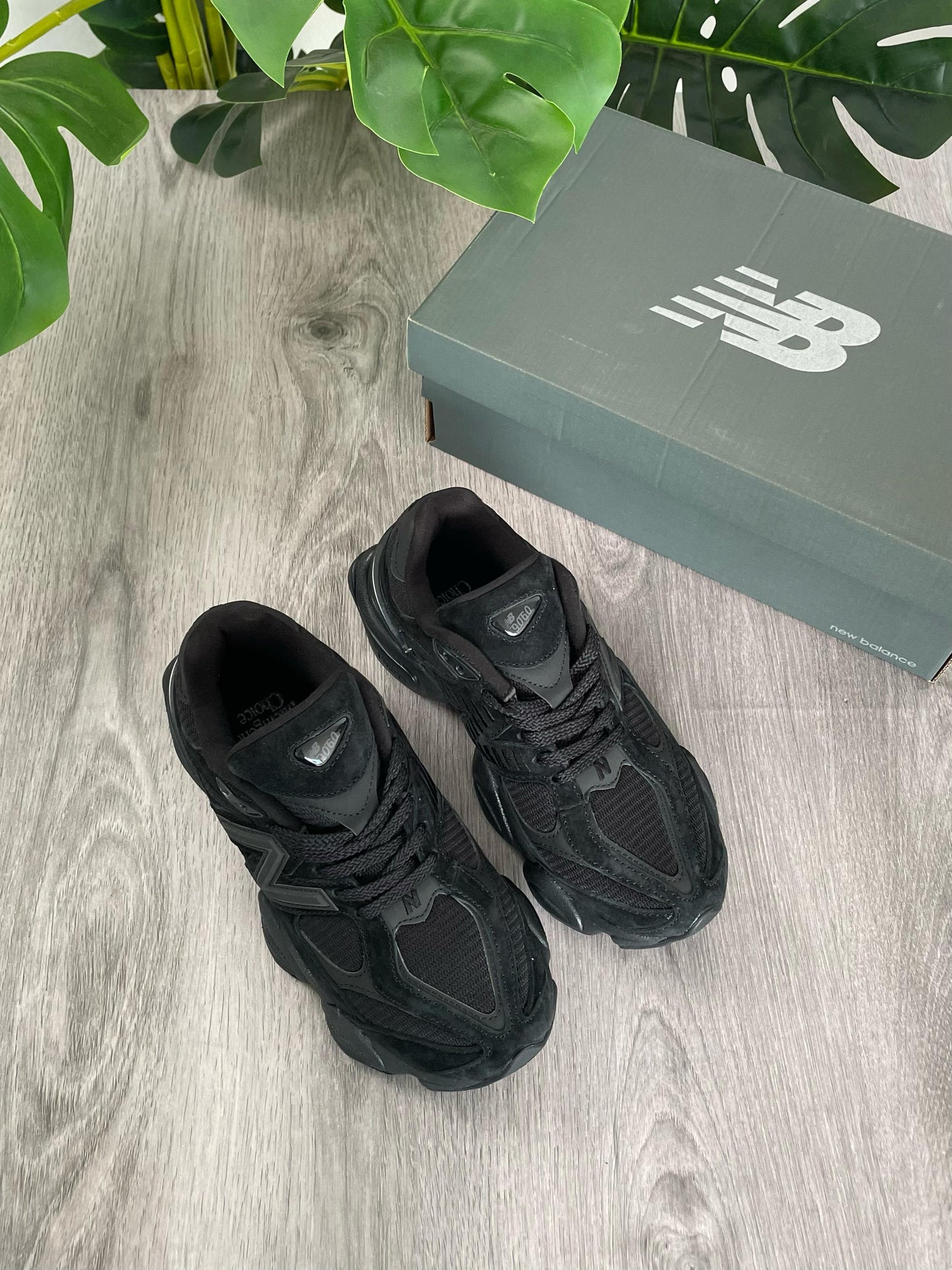 New Balance 9060 Rich Black