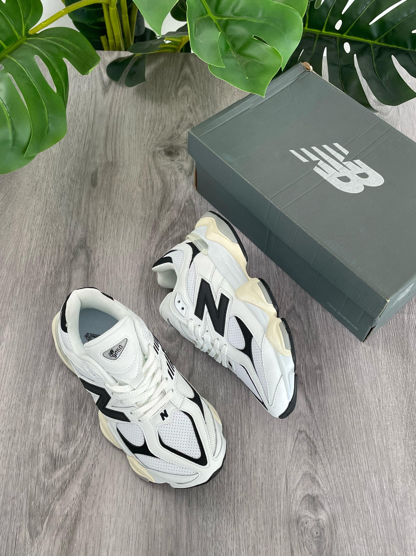 NB 9060 Black White