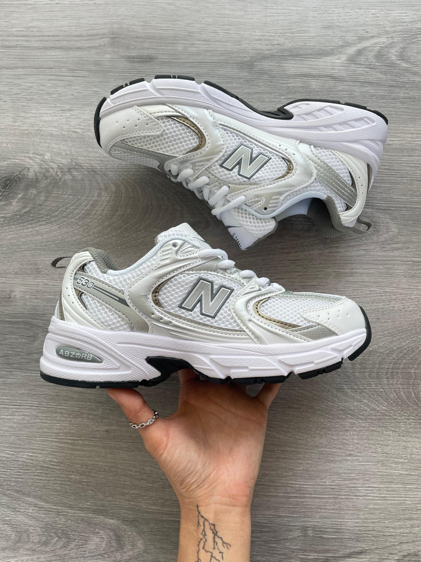 NB 530 SILVER 🖇️