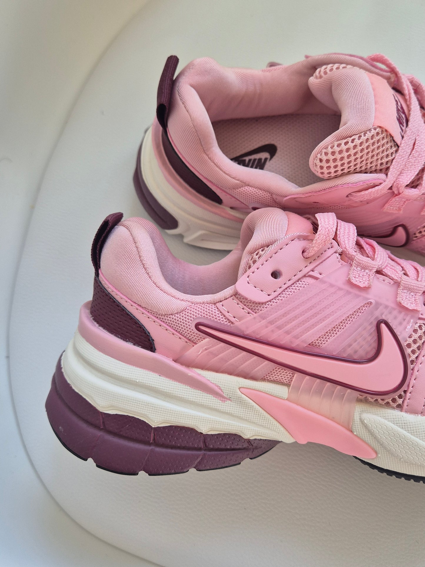 V2K RUN PINK FOAM