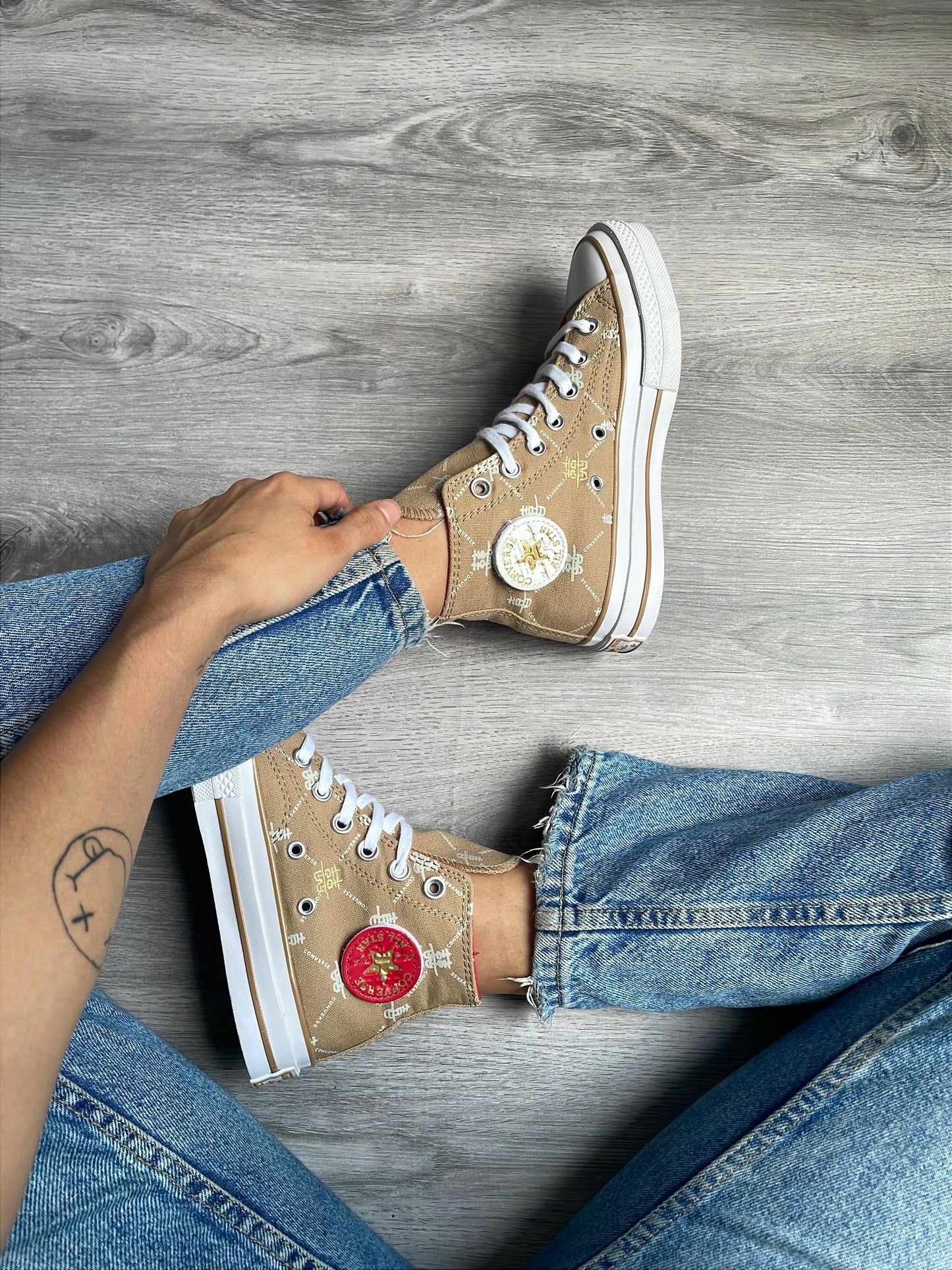 Converse Taylor Classic Brownligth Print