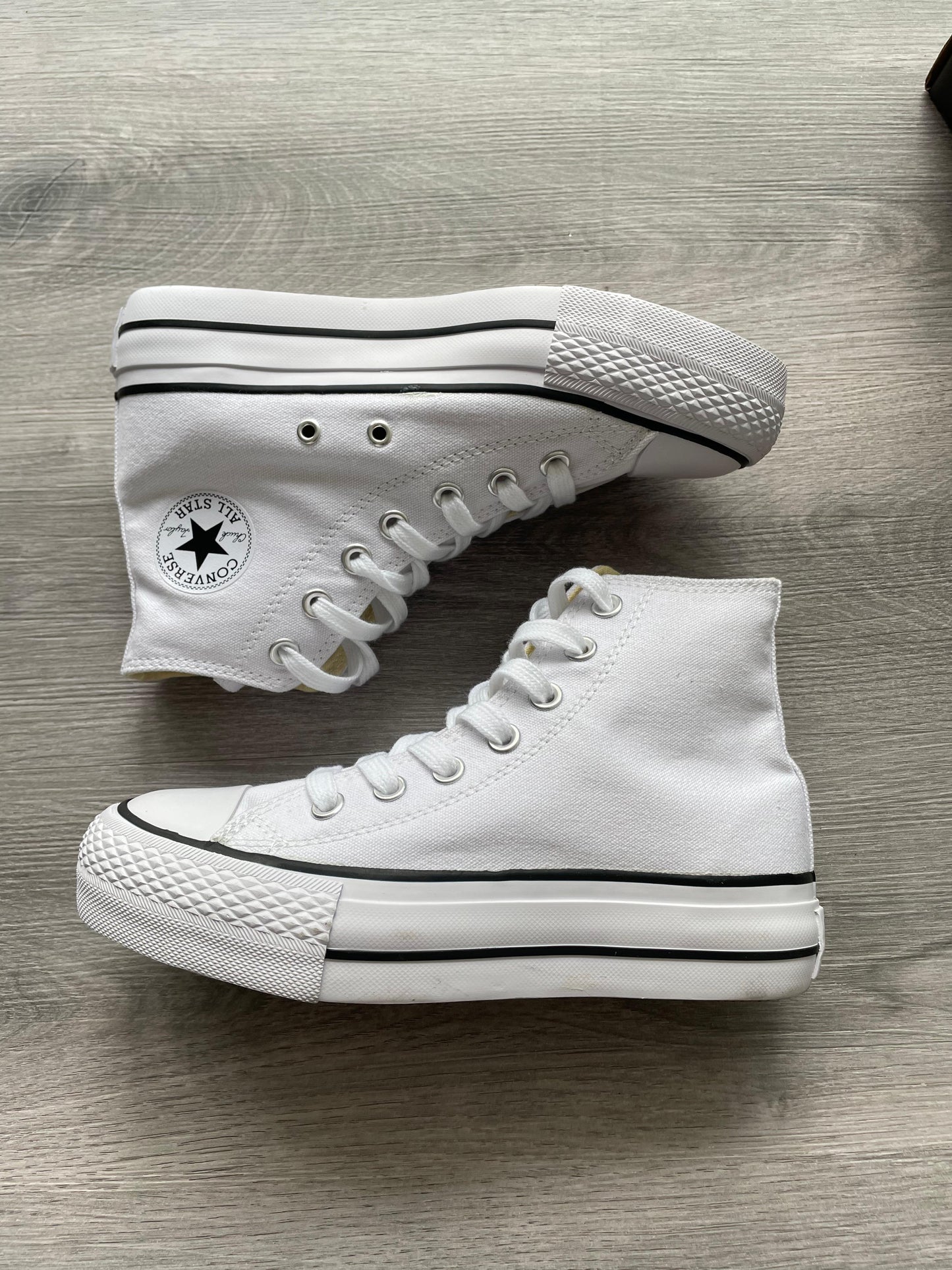 Plataforma White Classic ⚪️