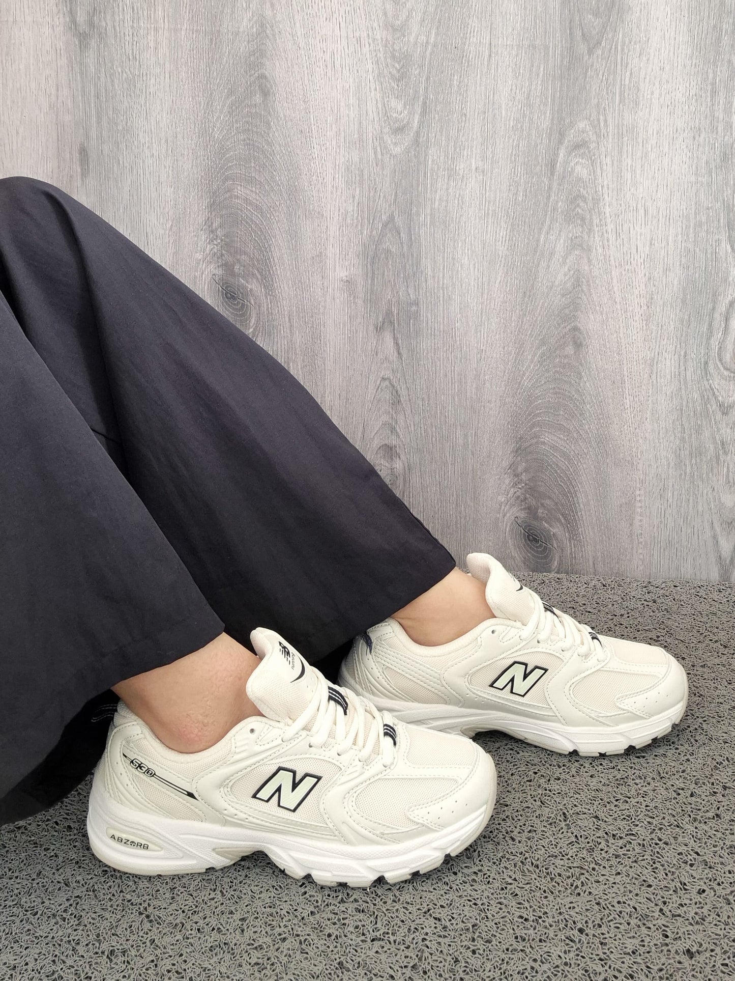 NB 530 IVORY RETRO