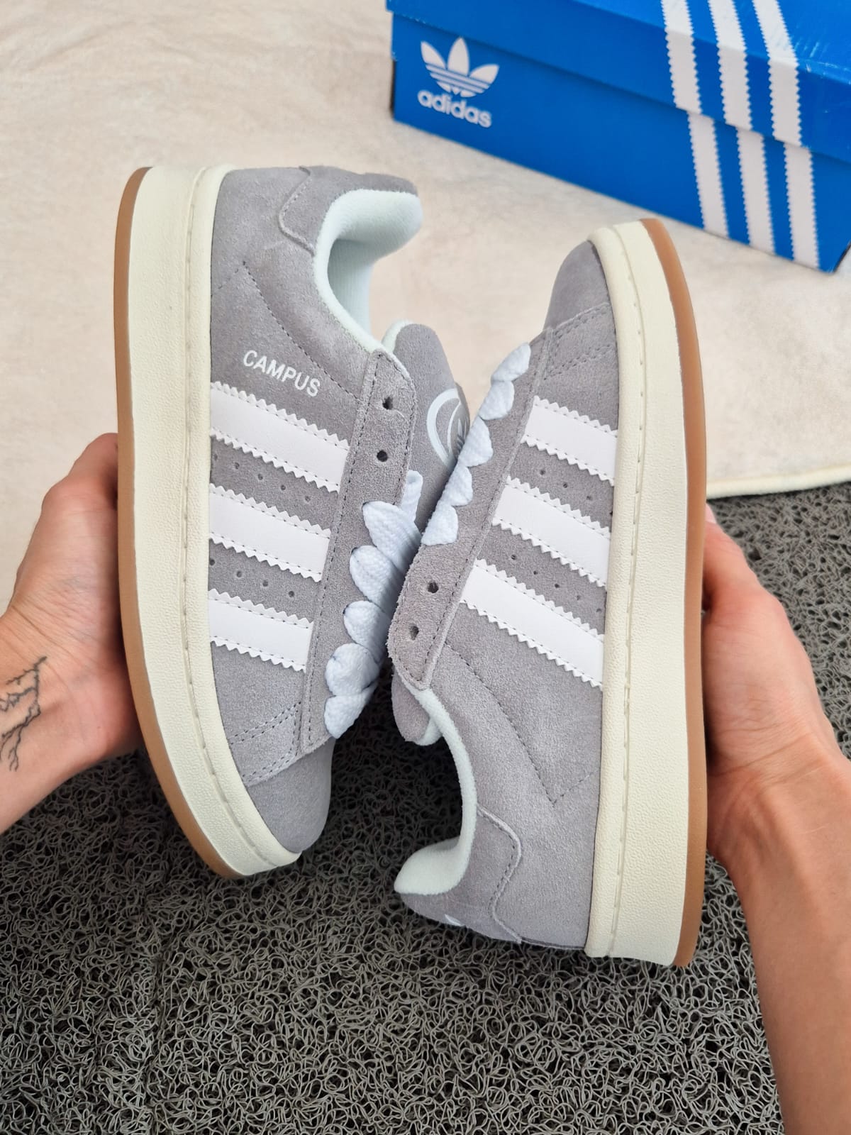 Campus 00s grey