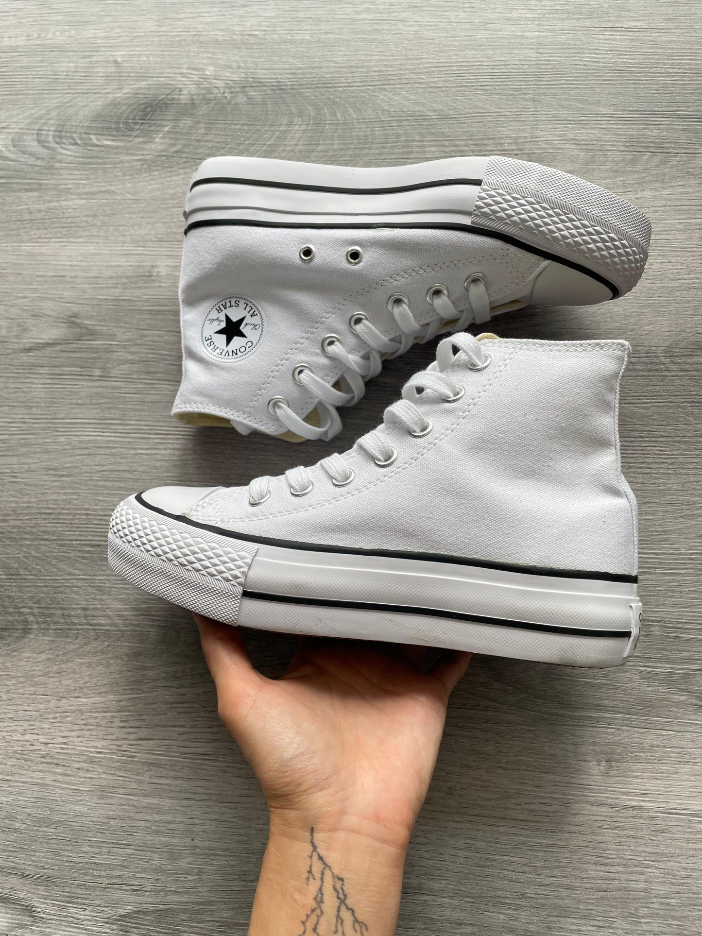 Plataforma White Classic ⚪️
