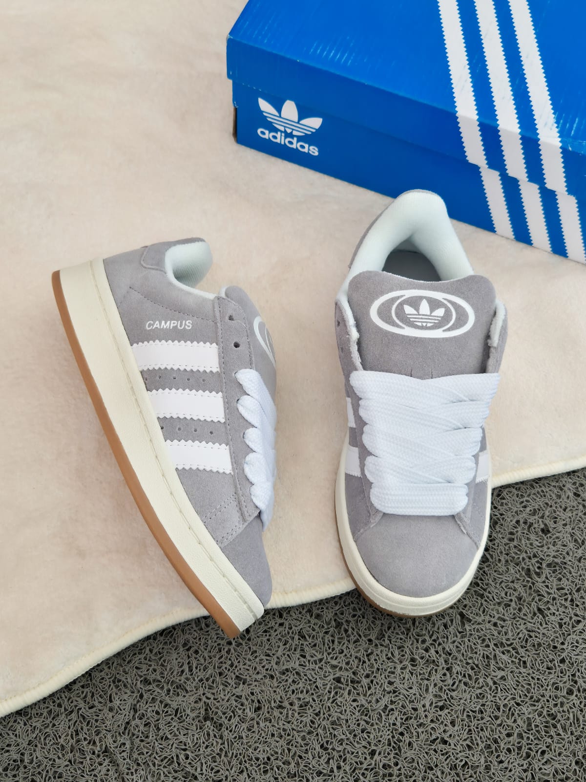 Campus 00s grey