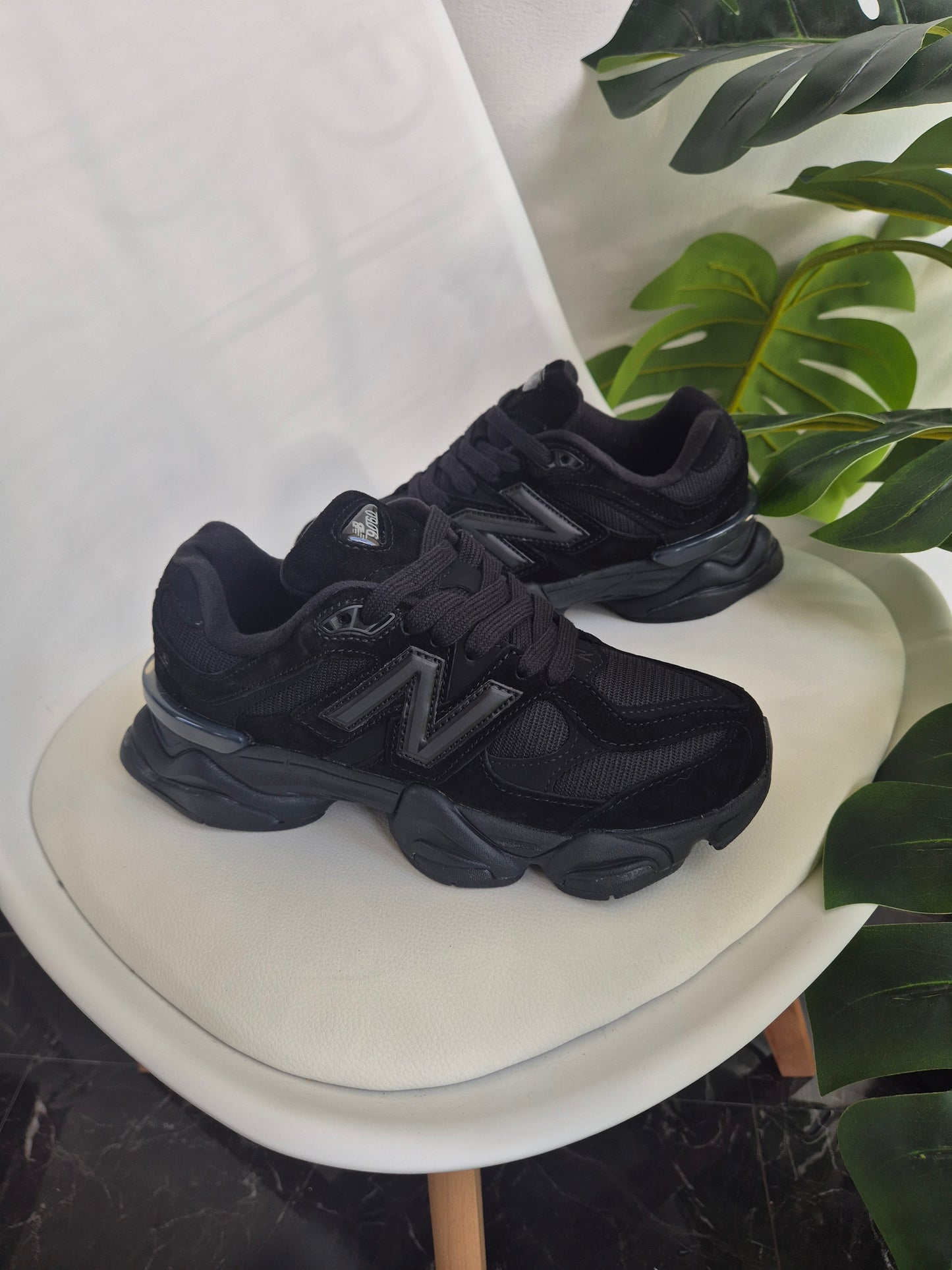 New Balance 9060 Rich Black