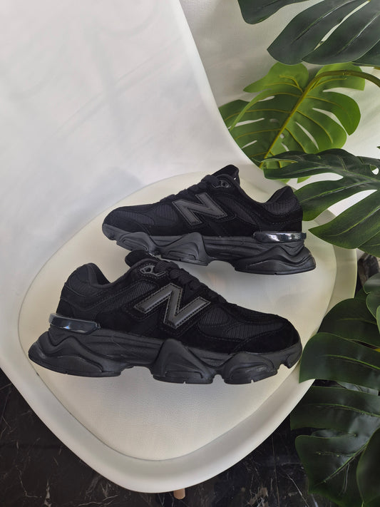 New Balance 9060 Rich Black