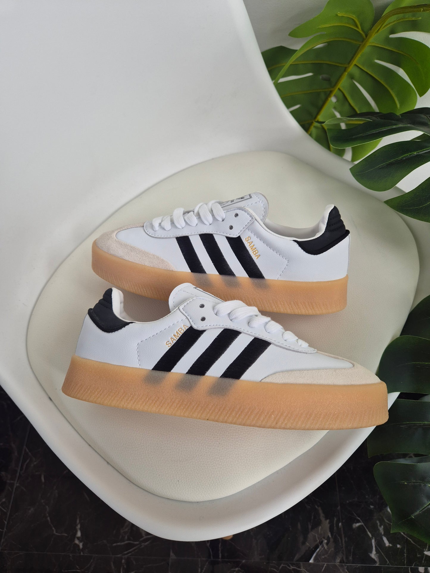 Samba Platform OG Gum White  Marca Express