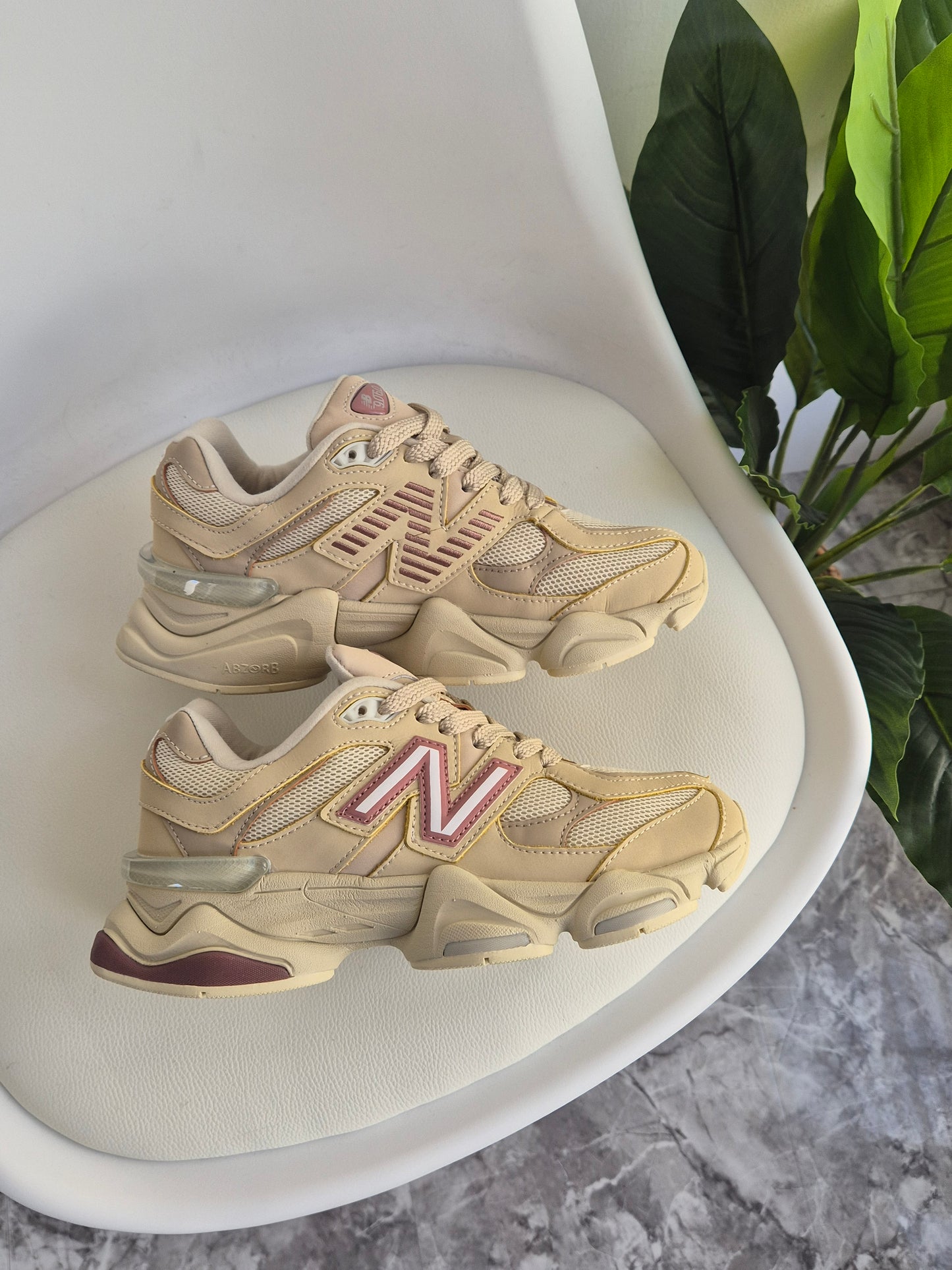 New balance 9060 timberwolf bone