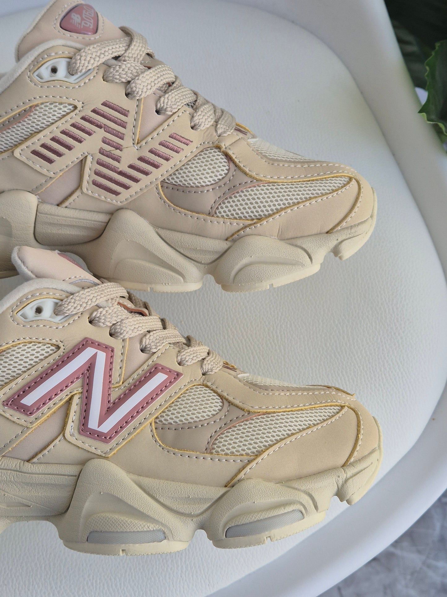 New balance 9060 timberwolf bone