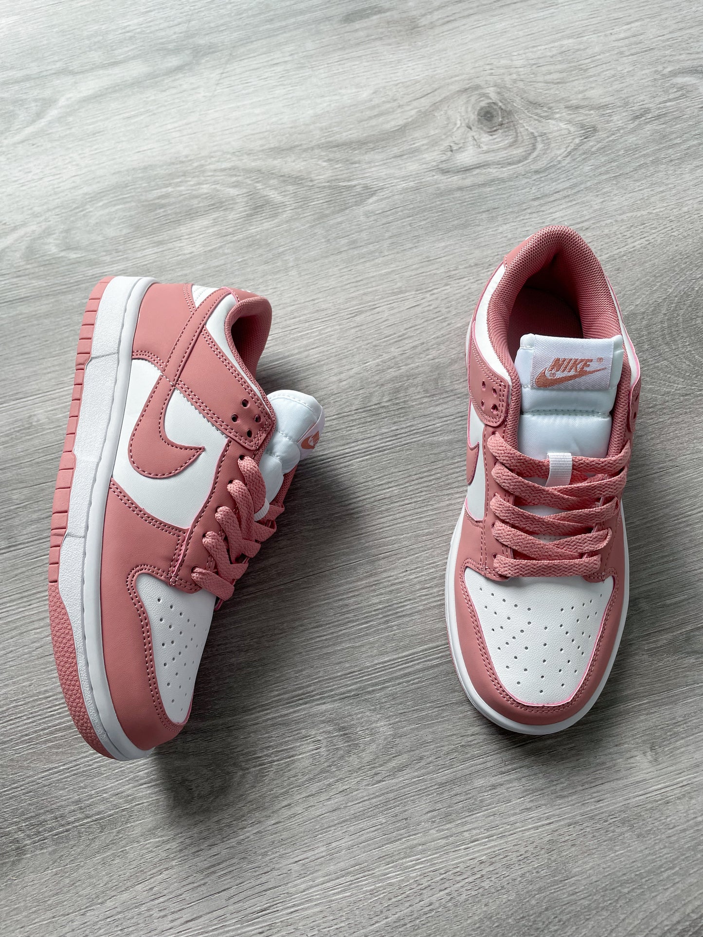 Nike Dunk Low Retro Pink