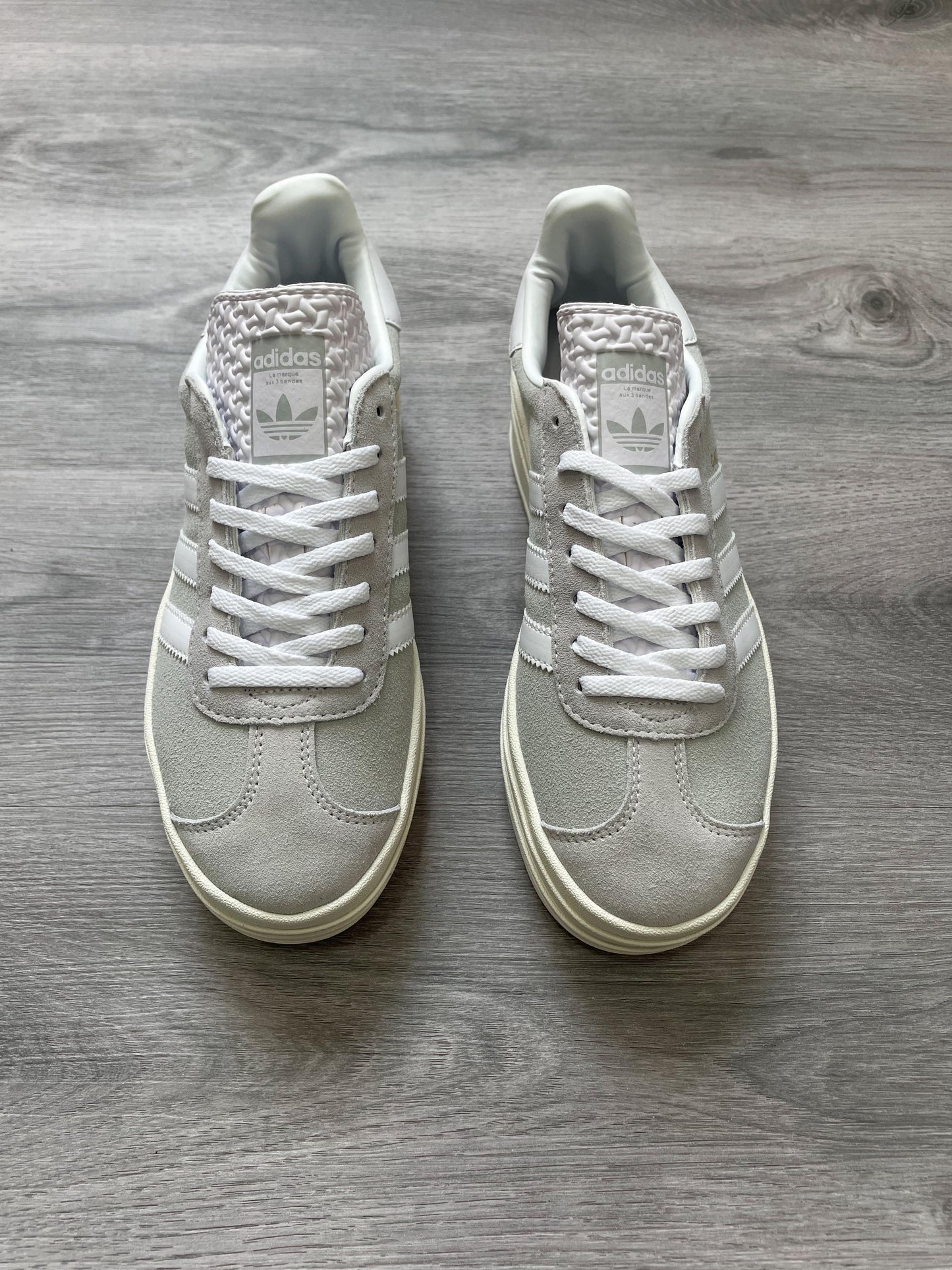 Gazelle bold grey