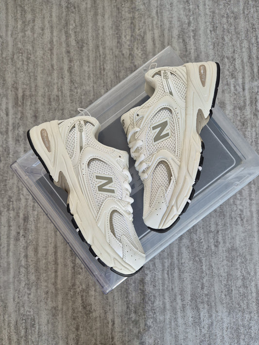 NB 530 Grey Off white