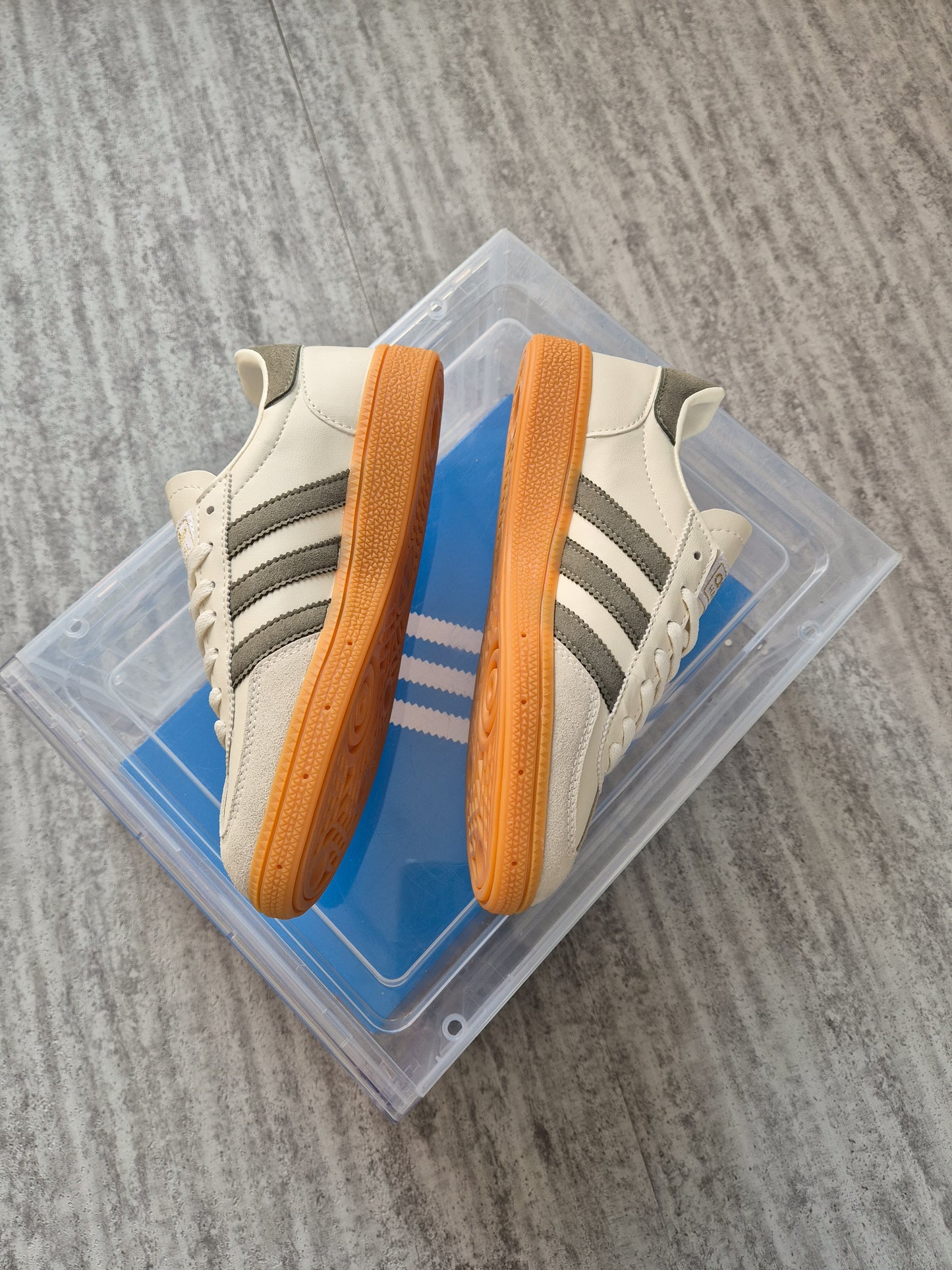 Spezial White/ SilverGreen