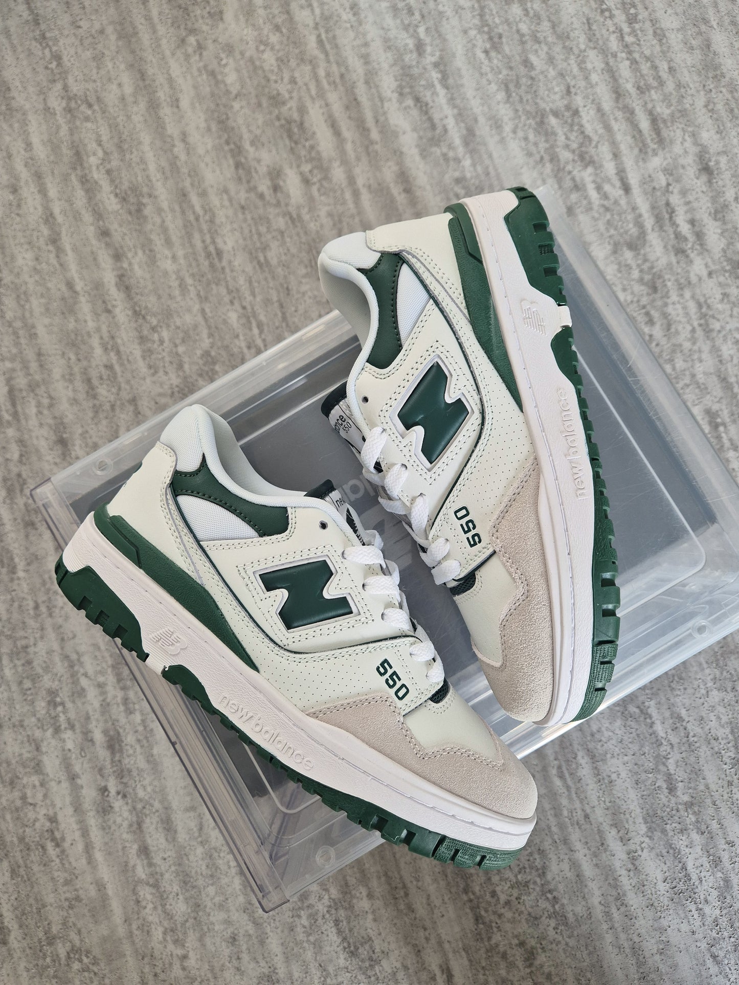 NB 550 W/Green DS