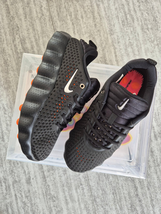 Nike Mind 002 Black