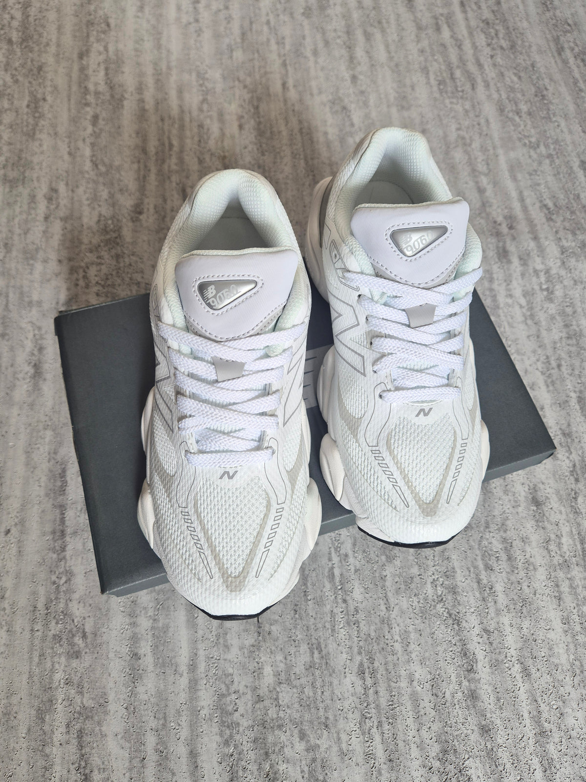 NB 9060 Sew White