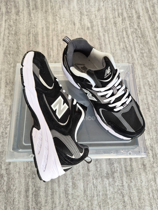 NB 530 BLACK RETRO