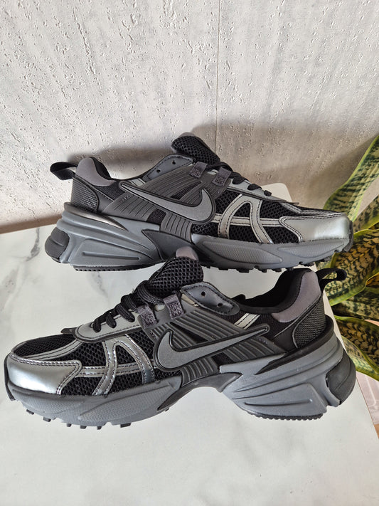 V2k Humo Silver Black