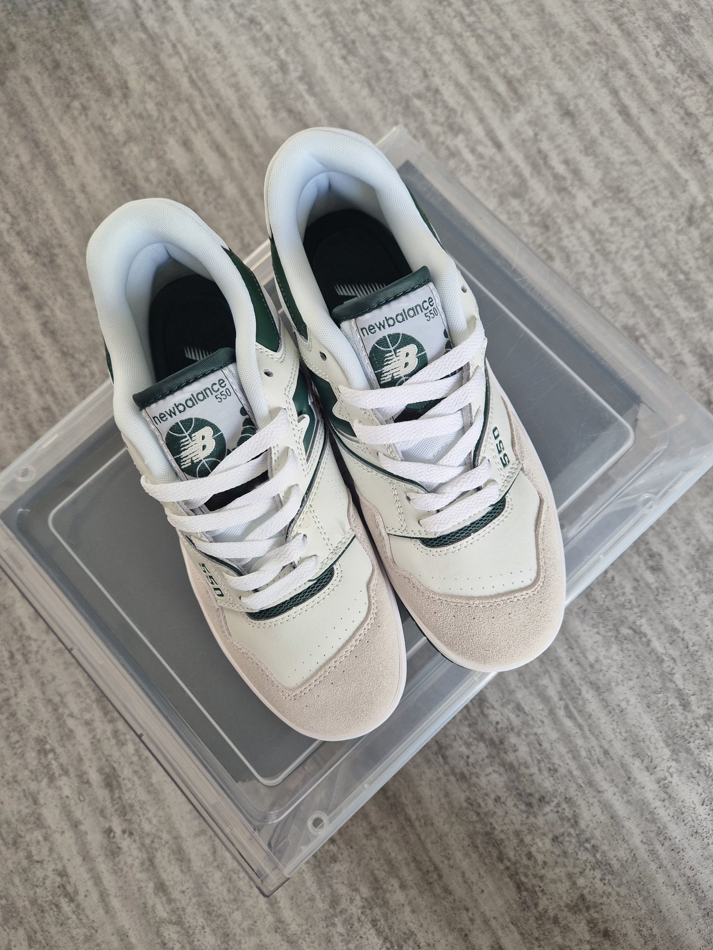 NB 550 W/Green DS