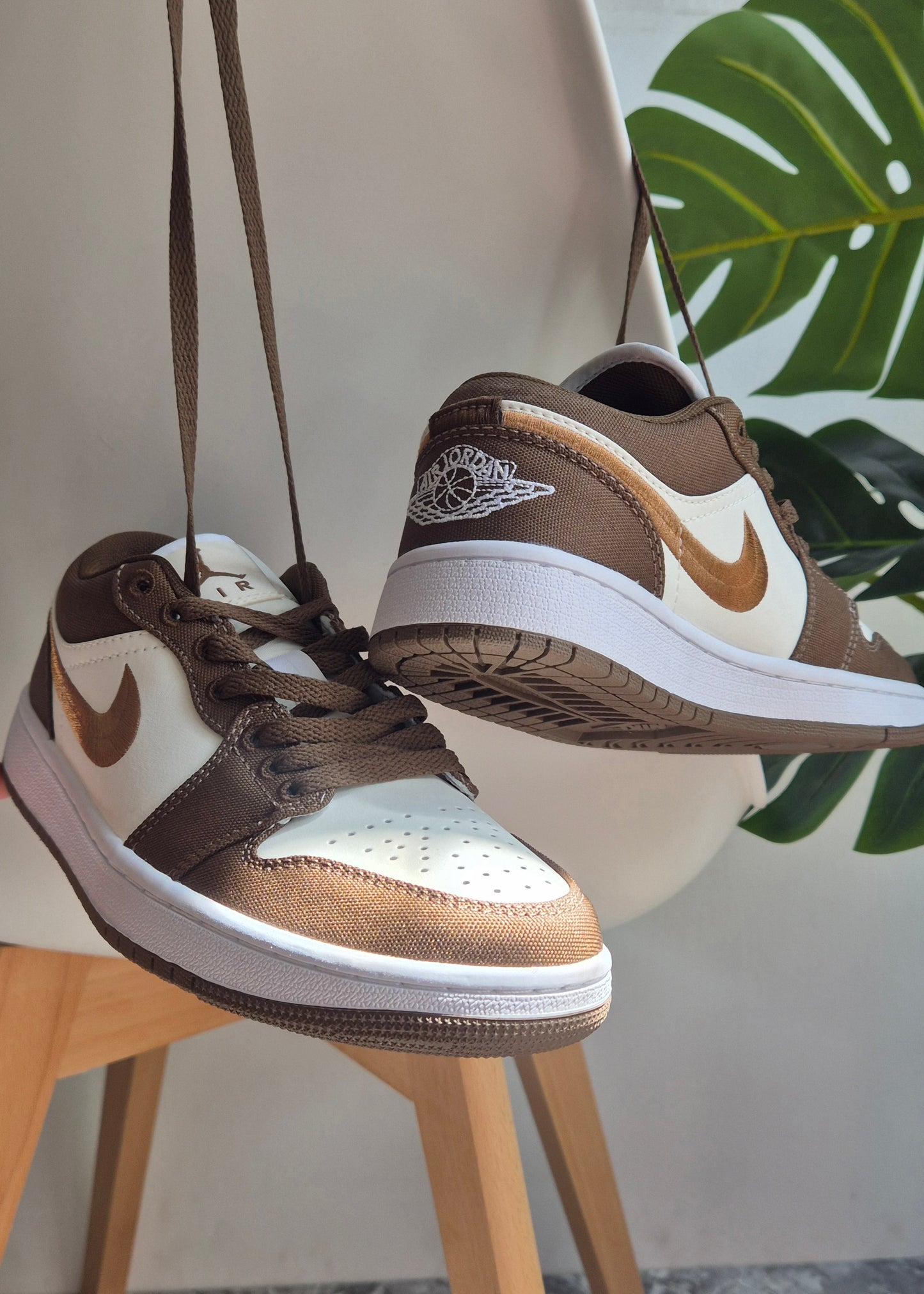 Jordan Air Brown